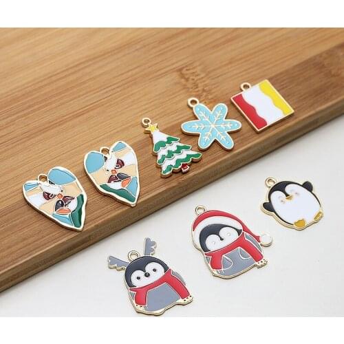 10pcs Womens Earrings Alloy dripping oil cartoon Christmas tree little penguin snowflake pendant diy gift jewelry accessories