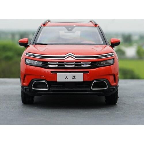 Popular red zinc alloy 1:18 Dongfeng Citroen Tianyi C5 AIRCROSS diecast SUV car model for collection