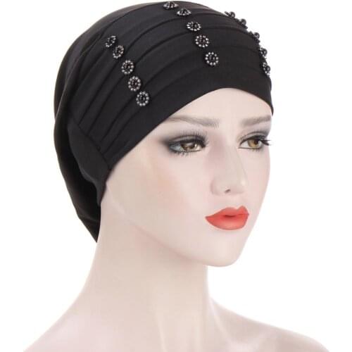 2020 New Crinkle Beading Turban Bonnet Muslim Fashion Pearls Turbans Woman Indian Hat Winter Hijab Femme Musulman Headscarf Caps