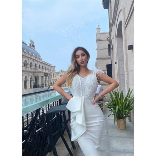 High Street Autumn New Sexy V Neck Sleeveless Lace Feathers Mid Bodycon Rayon Bandage Dress 2020 Celebrity Designer Evening Paet