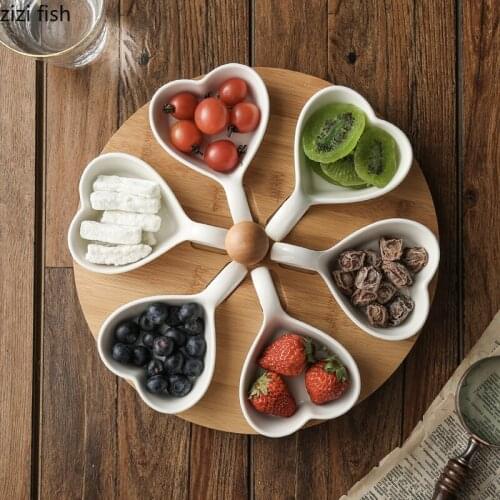 European Minimalist Style Heart-shaped Rotatable Fruit Candy Tray Living Room Desktop Food Storage Basket Home desktop Accessory