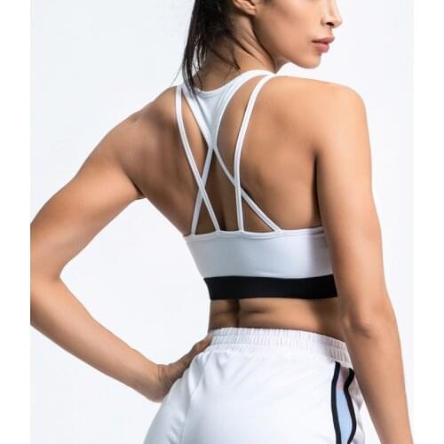 Womens shockproof gathering fast drying fitness underwear black and white color contrast pop up back beauty sports bra
