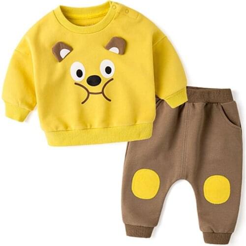 Baby fall sweaters are a two-piece set