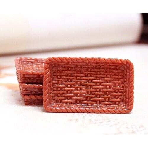 4pcs Resin Cane Basket Miniature Fast Food Tray Serving Plate Dish Dessert Tableware Dollhouse Miniature Kitchen Home Decoration