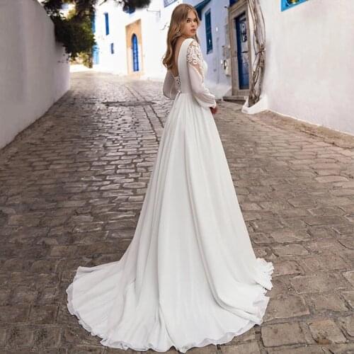 Wedding Dresses Glitter Appliques Sleeveless Lace Bride Dresses Detachable Train Bridal Gown