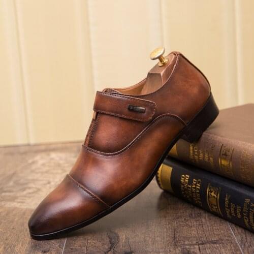 New high-end mens British fashion retro leather shoes, business suits, casual shoes, comfortable and breathable brogue shoes