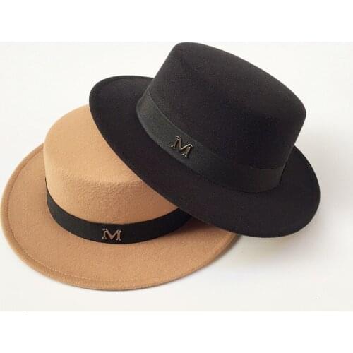 Korean autumn and winter domed British tweed hat M letter fashion flat top mens and womens leisure travel hat trend