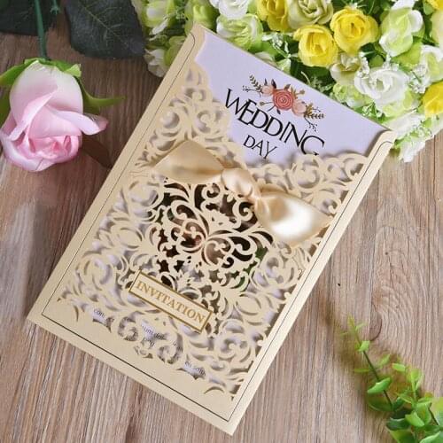 50Pieces/Lot) Elegant Shiny Wedding Invitation With Bow Personalized Print Hollow Princess Cards For Quinceanera Party