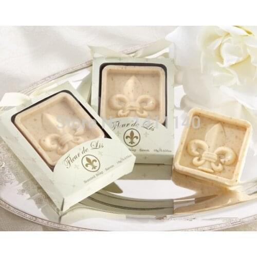 Free shipping 10pcs wholesale Fleur de Lis Scented Soap Wedding Favor gifts party baby shower favors in wedding supplies