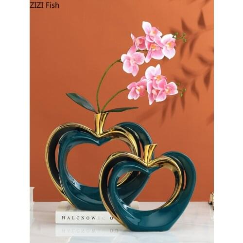 European Style Abstract Fruit Ceramic Vase Luxury Gilded Hollow Flower Arrangement Crafts Flower Vase Home Decoration Furnishing
