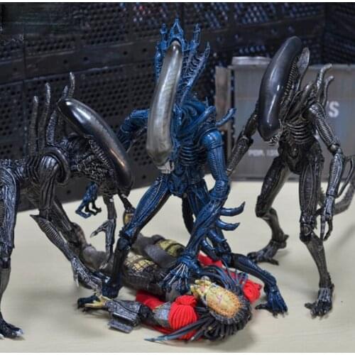 BANDAI Alien Vs. Predator AVP Contract Alien Model Can Be Used As A Gift Toy
