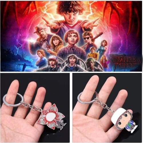 Stranger Things Keychain Cute Alphabet Wall Emogorgon Monster Cannibal Flower Peandant KeyChain Women Men Choker Keyring Jewelry
