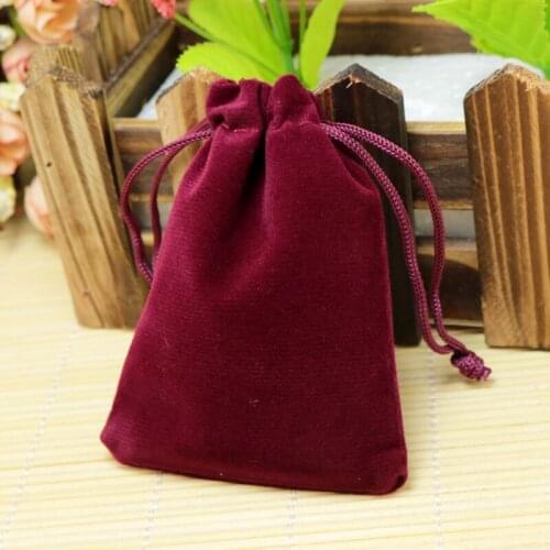 50pcs/lot Dark Red Velvet Bag 7x9cm Jewelry Pouches Small Gift Bag Drawable Wedding Decoration Earrings Jewelry Packaging Bags