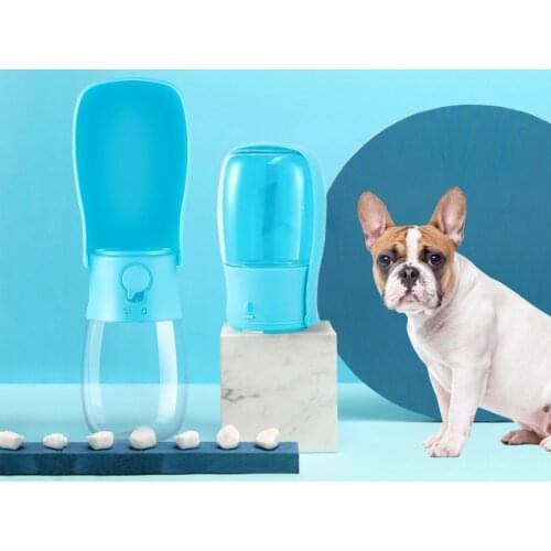 Pet Travel Accessories for Cats and Dogs Wide Trough 550ml Capacity Foldable Drink Bottle Portable Feeding Dogs Water Bottle