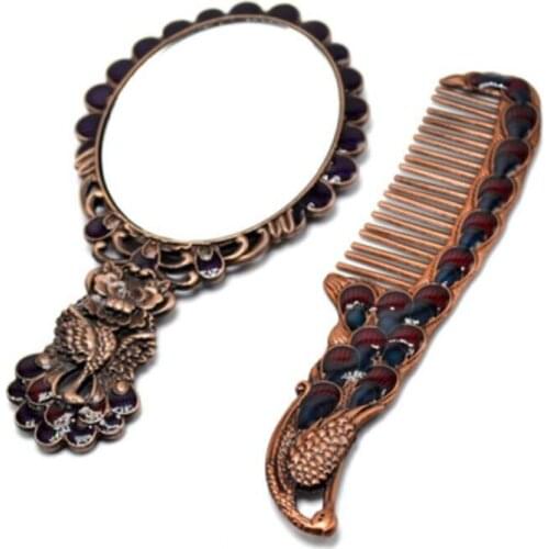 2017 High quality european-style small mirror comb set of retro portable makeup handle princess folding mirror