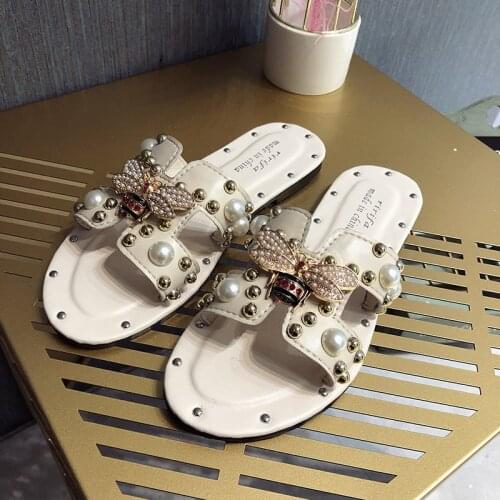 Girls shoes 2021 luxury high quality rhinestones slippers female outdoor versatile flat shoes vacation beach sligback sandals