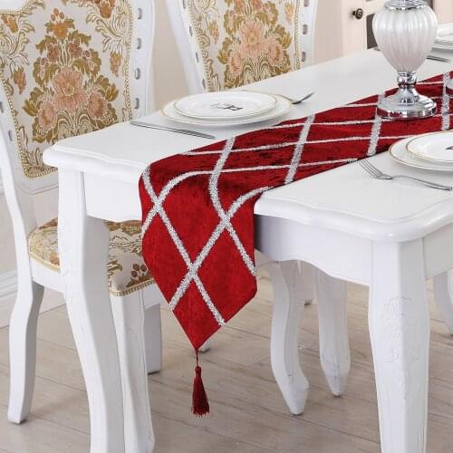 28x210cm Embossed Table Runner For Bed Flag Wedding Events Kitchen Party Christmas Decor Diamond-shaped Table Flag piano cover