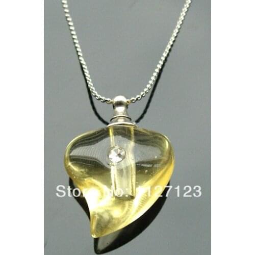 25pcs yellow Bend the peach heart Rice vials pendants rice vial pendant perfume empty glass bottle glass spray perfume bottl