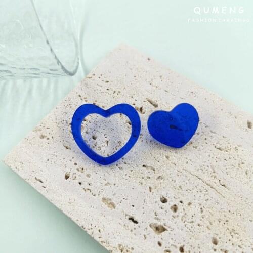 2021 Unique Design Blue Transparent Acrylic Hollow Out Love Heart Irregular Earrings Fresh Lovely Funny Womens Party Jewelry