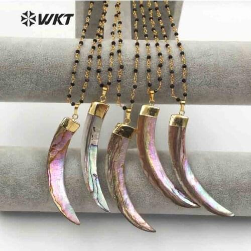 WT-JN049 WKT New Natural Abalone Shell Black Rosary Curved Unique Pendant Necklace