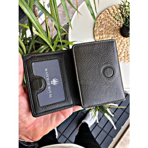 GINNY GREEN GENUINE LEATHER WALLET