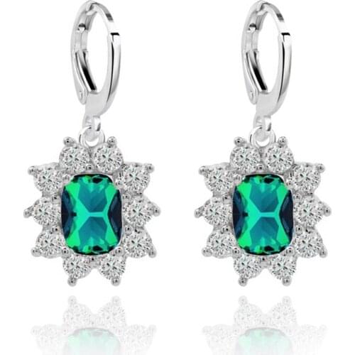 Delicate Flowers Design Hoop Earrings for Women AAA CZ Lovely Trendy Earings White Gold Crystal Fashion Jewelry 2021