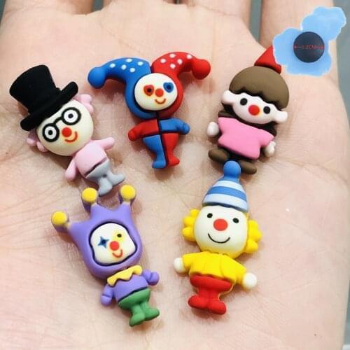 50pcs Wholesale Resin Clown Cute Girls Garden Shoe Decorations Shoes Accessories Fit DIY Croc Jibz Charm Backpack