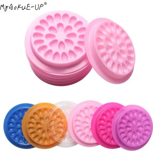 100 pcs Disposable Eyelash Glue Holder Adhesive Pallet Glue Gasket plastic Glue pads stand on eyelash Eyelash Extension Tools