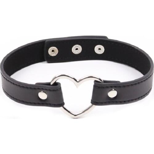Bdsm Bondage Collar with Heart-shaped Metal Leather Harness Collar Strap Adjustable Belt SM Bondage Restraints Necklace