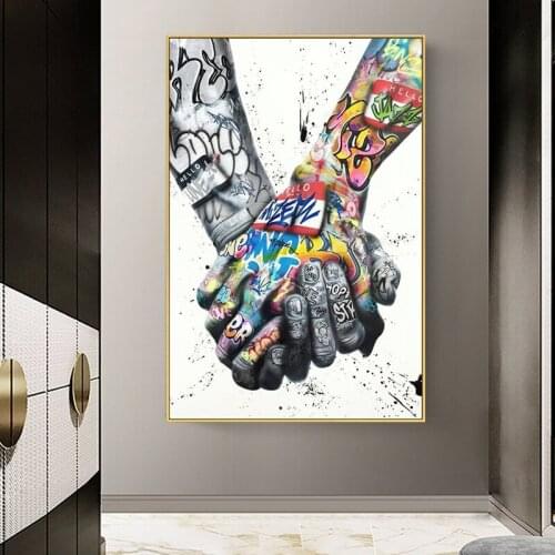 Street Graffiti Art Lovers Holding Hands Canvas Painting and Posters Prints Wall Art Picture Cuadros Home Decoration Room Decor