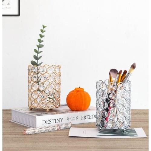 Metal pen holder, makeup brush, nail tool storage barrel, light luxury European style brush barrel, dust brush rubbing barrel