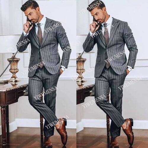 YIWUMENSA Classic Pinstripe Grey Business Men Suits Custom Made 2 Pieces Peaked Laple Jacket With Pants Slim Fit Blazers Tuxedos