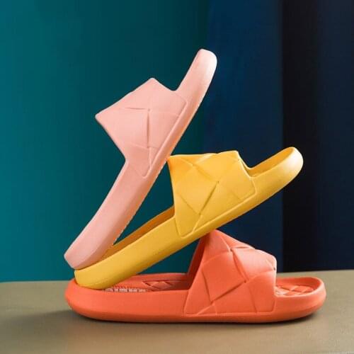 Japanese Style Home EVA Non-Slip Slippers Thick Sole Bathroom Footwear Indoor Flip Flop Couples Waterproof Casual Beach Shoes