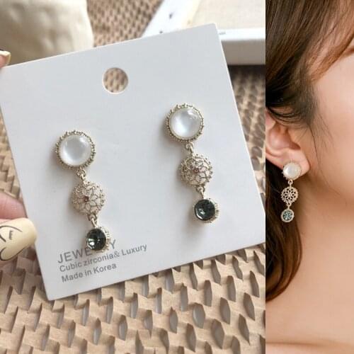 Baroque Zircon Hollow Metal Flower Petal Pendant Drop Earrings for Women Girls Teens Ear Jewelry Earrings 2021 Trend New Arrival