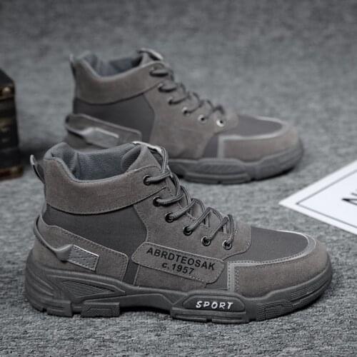 2021 New Men Boots Leather Waterproof Lace Up Military Boots Men Ankle Lightweight Shoes for Men Sneakers Spring Autumn Casual