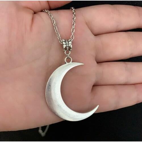Crescent Moon Necklace Mysterious Gothic Jewelry Moon Witch Celtic Pagan Viking Luna Moon Phase Witch Lady Ornament