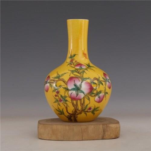 Republic of China Ju Ren Tang pastel peach ceramic vase celestial bottle second-hand goods antique porcelain vase