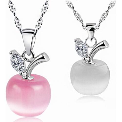 Korean version of the trend necklace high-end clavicle chain cute little apple opal necklace wholesale
