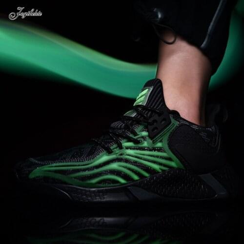 Men Sport Shoes Light Weight Luminous Sneakers men Running Shoes Breathable outdoor shoes men Zapatillas Hombre Deportiva 5ZX001