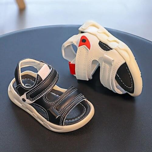 2021 Childrens Beach Shoes soft leather Sandals for Boys Girls Non-slip Toddler Kid Shoes First Walkers Flats