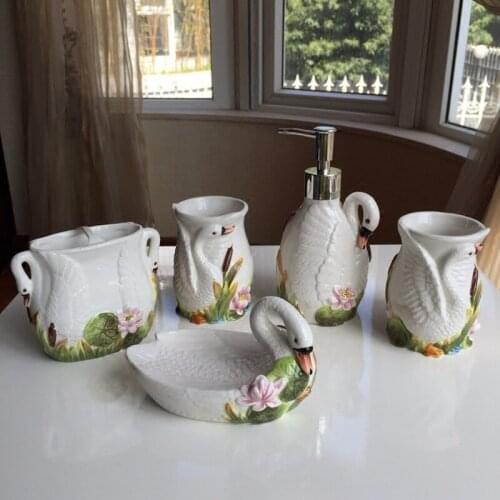 Ceramic Bathroom 5/piece of Lotion Bottle/soap Dish/toothbrush Holder/mouthwash Cup Bathroom Decoration Ornaments for Gifts