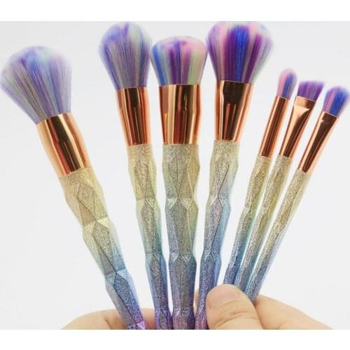 7Pcs Diamond Shape Makeup Brush Set Dazzle Glitter Foundation Powder Makeup Brushes Rainbow Eyeshadow Blending Brush Kit 50sets