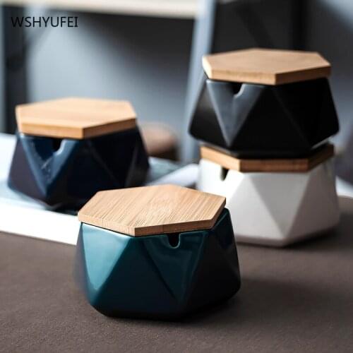 Creative ceramic ashtray with cover home Nordic living room office fashion personality ashtray anti-ash old style durable