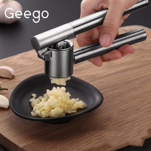 304 stainless steel garlic press, household manual garlic press, stir garlic and pull garlic, kitchen pounding garlic artifact