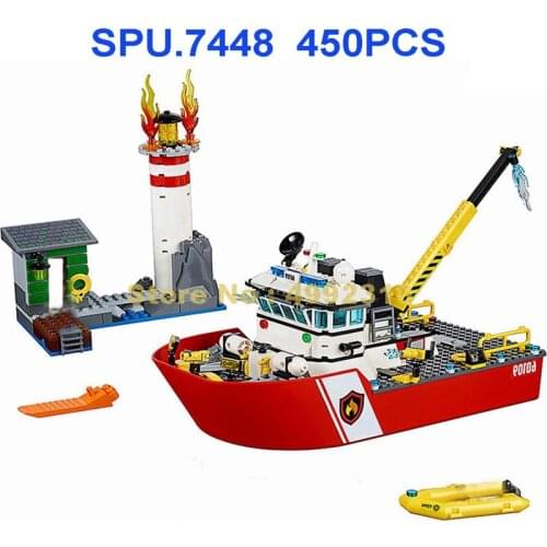450pcs Urban Fire Rescue Police Fireboat Boat Building Block 5 Dolls Toy