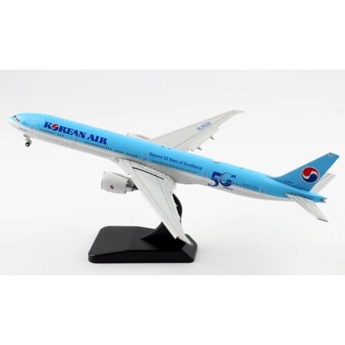 1:400 Scale Korean Air Airways B777-300 Airlines Model with Base Alloy Aircraft For Collectible Souvenir Show Gift Toys