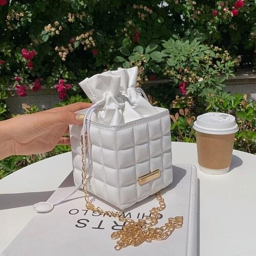 Fashion Shoulder Bags for Women Simple Bucket Handbags Leather Female Messenger Bag Exquisite Purses Ladies Party Square Clutch