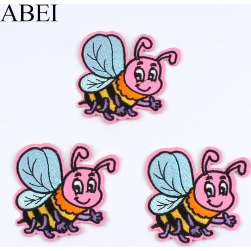 10pcs Cartoon Bee Patches Embroidery Iron On Animal Stickers DIY Badge Sewing Fabric Appliques Garments Accessories