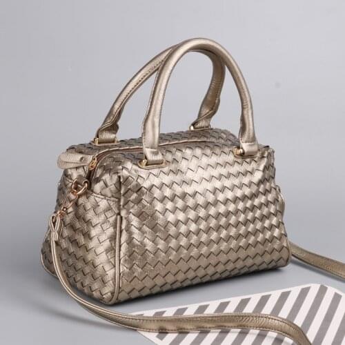 Bag Women 2020 Summer New Fashion Boston Bag Simple Woven Female Bag Large Capacity Casual Totes Women Leather Handbag Louis Bag