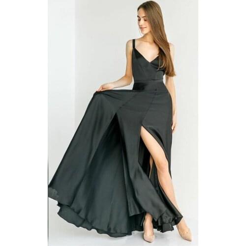 Sexy Long Satin V-Neck Black Prom Dresses with Slit Spaghetti Straps Open Back Floor Length Robe De Soiree Formal Party Gown